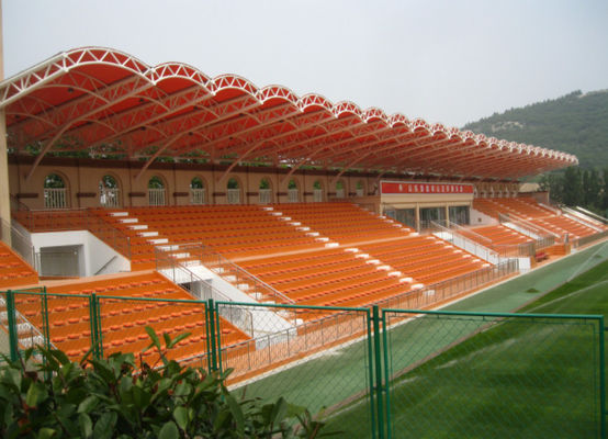 품질  Q355B / Q235B  Customized Steel Space Frame Structure Building Sport Stand 공장